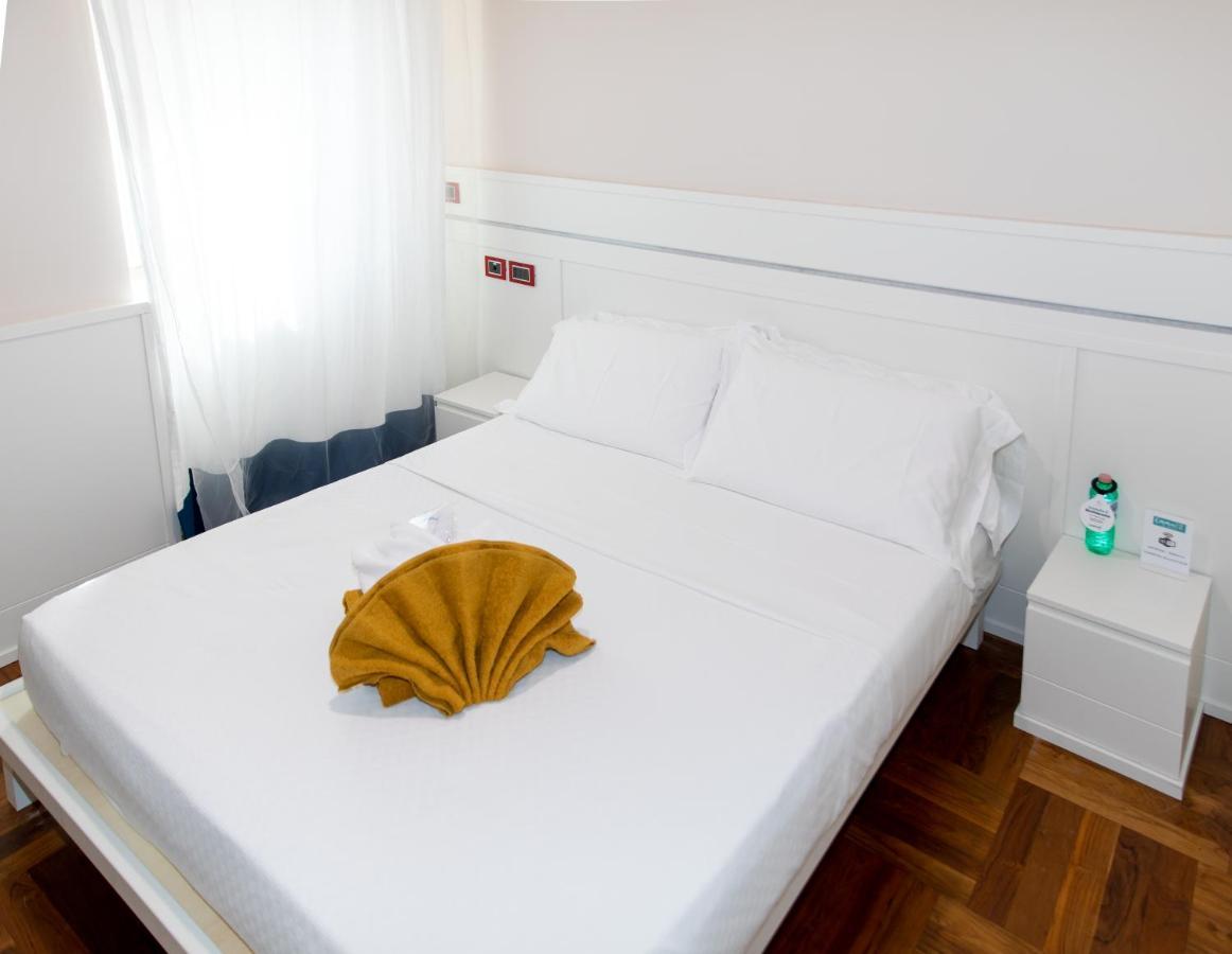 Hotel Emma 12 à Rome Extérieur photo